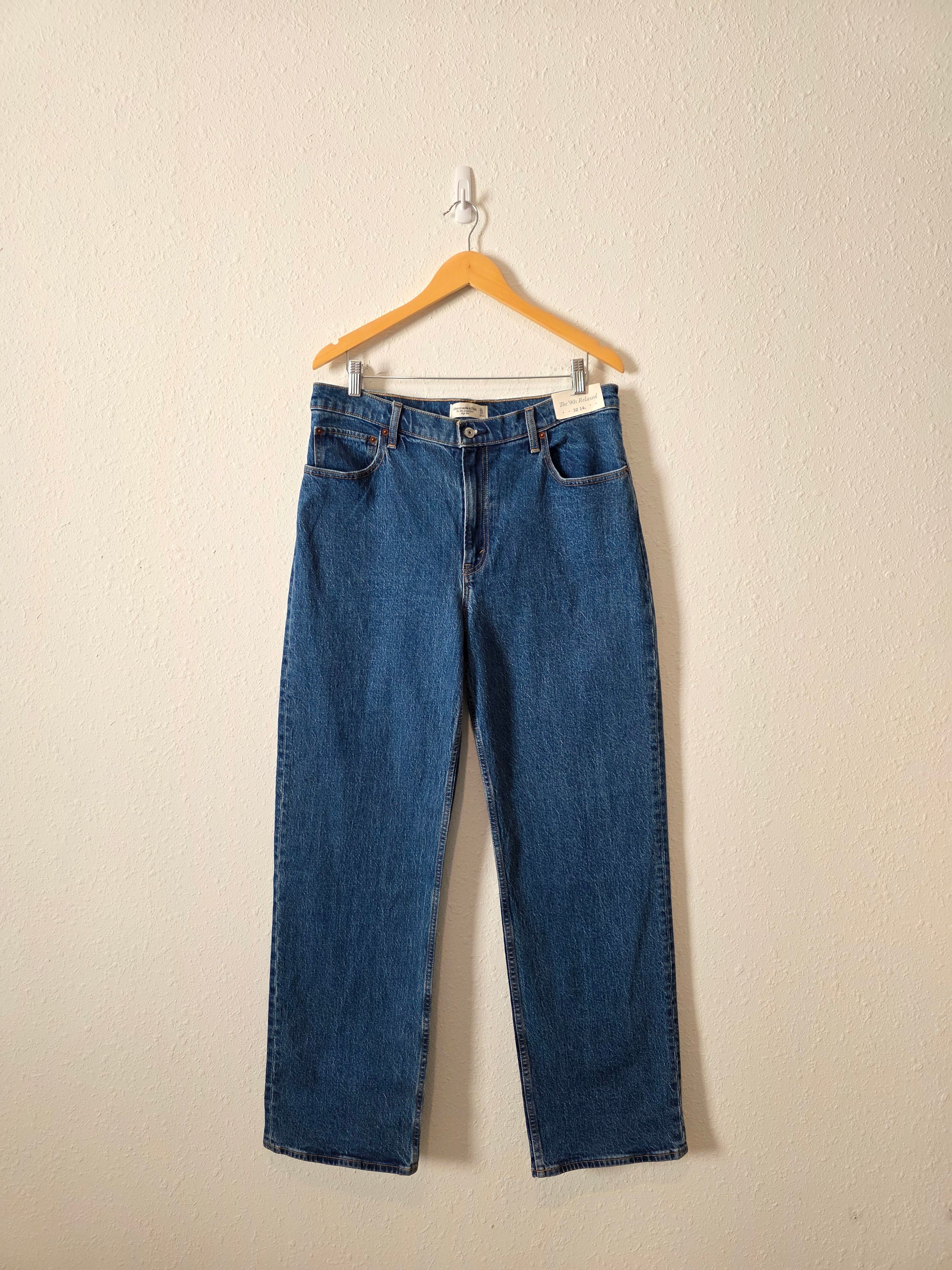 NEW Abercrombie 90s Relaxed Jeans (32/14 Long)