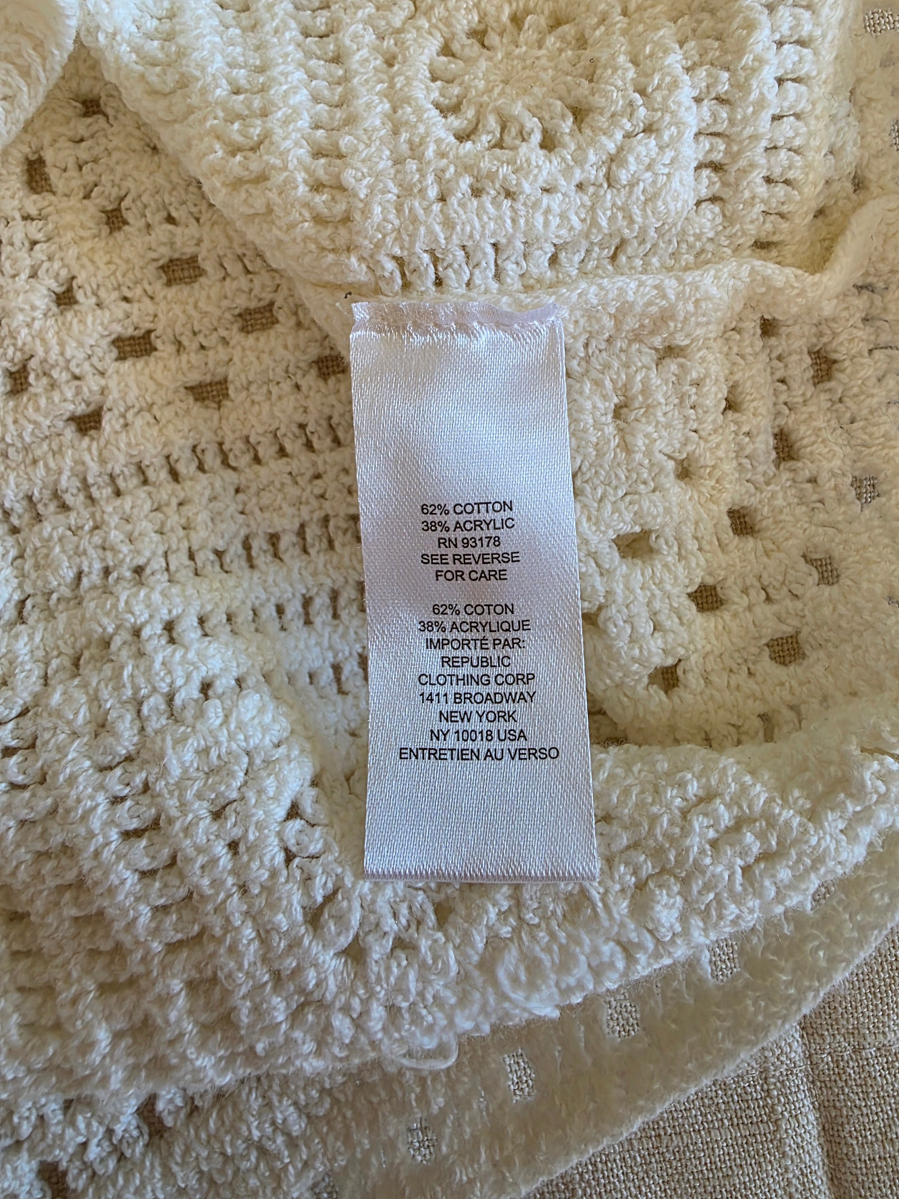 Crochet Knit Button Up Top (XS)