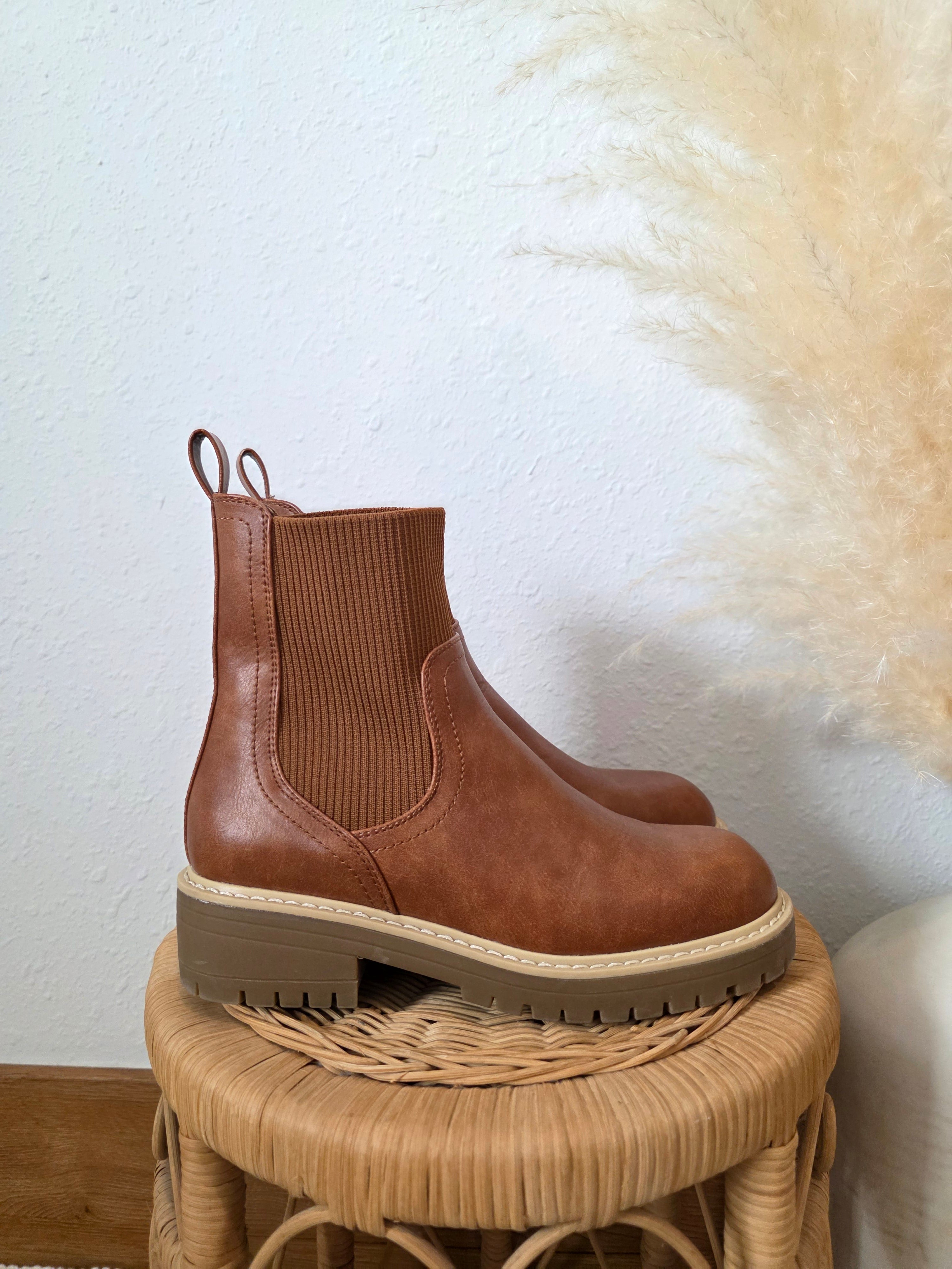 Brown Chelsea Ankle Boots (6)
