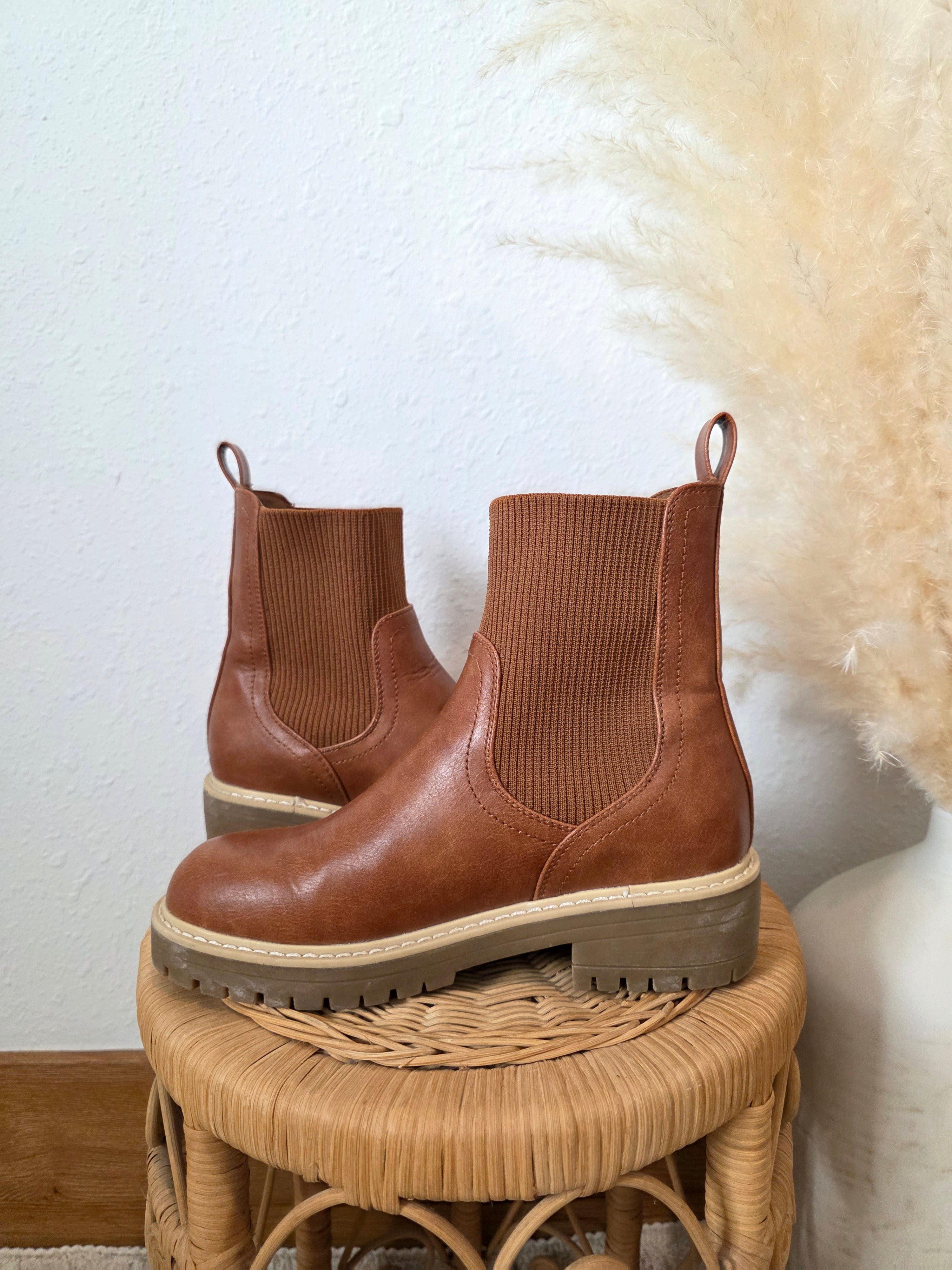 Brown Chelsea Ankle Boots (6)