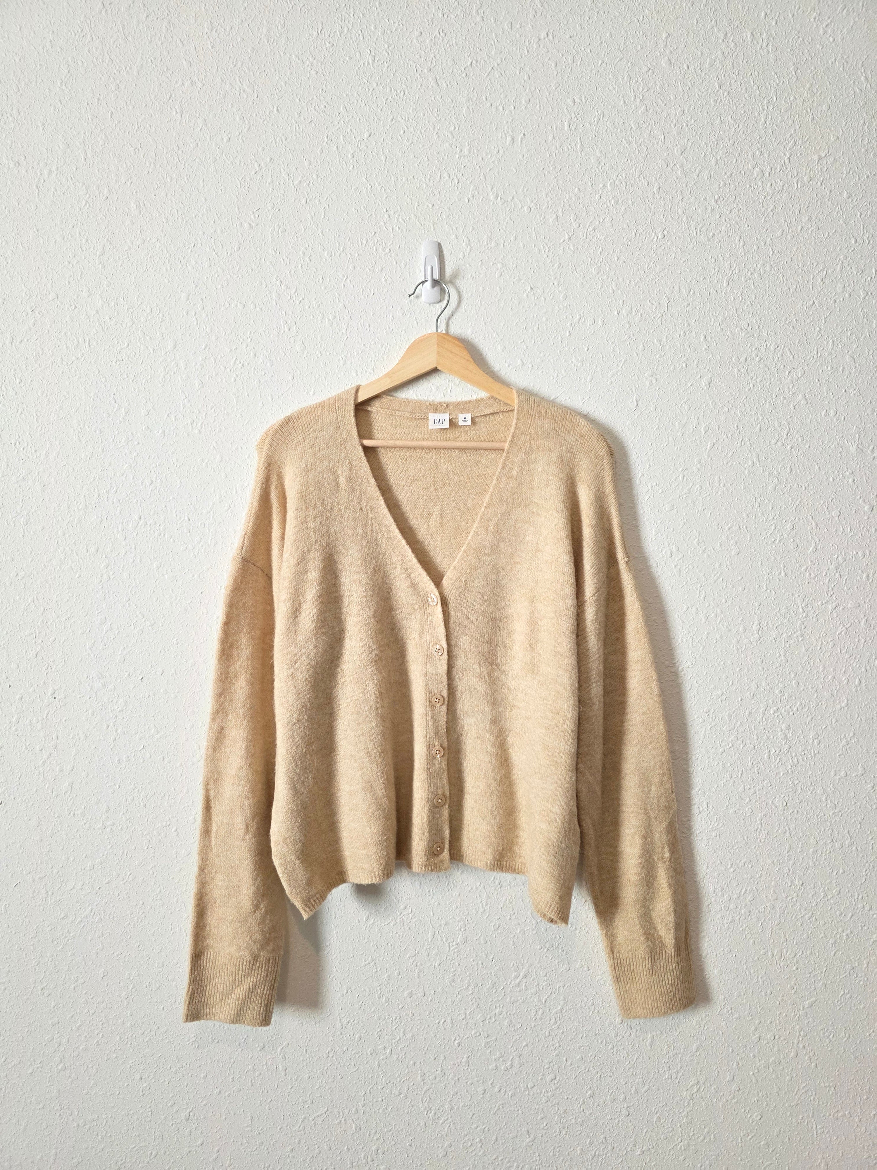 Gap Cozy V Neck Cardigan Sweater (M)