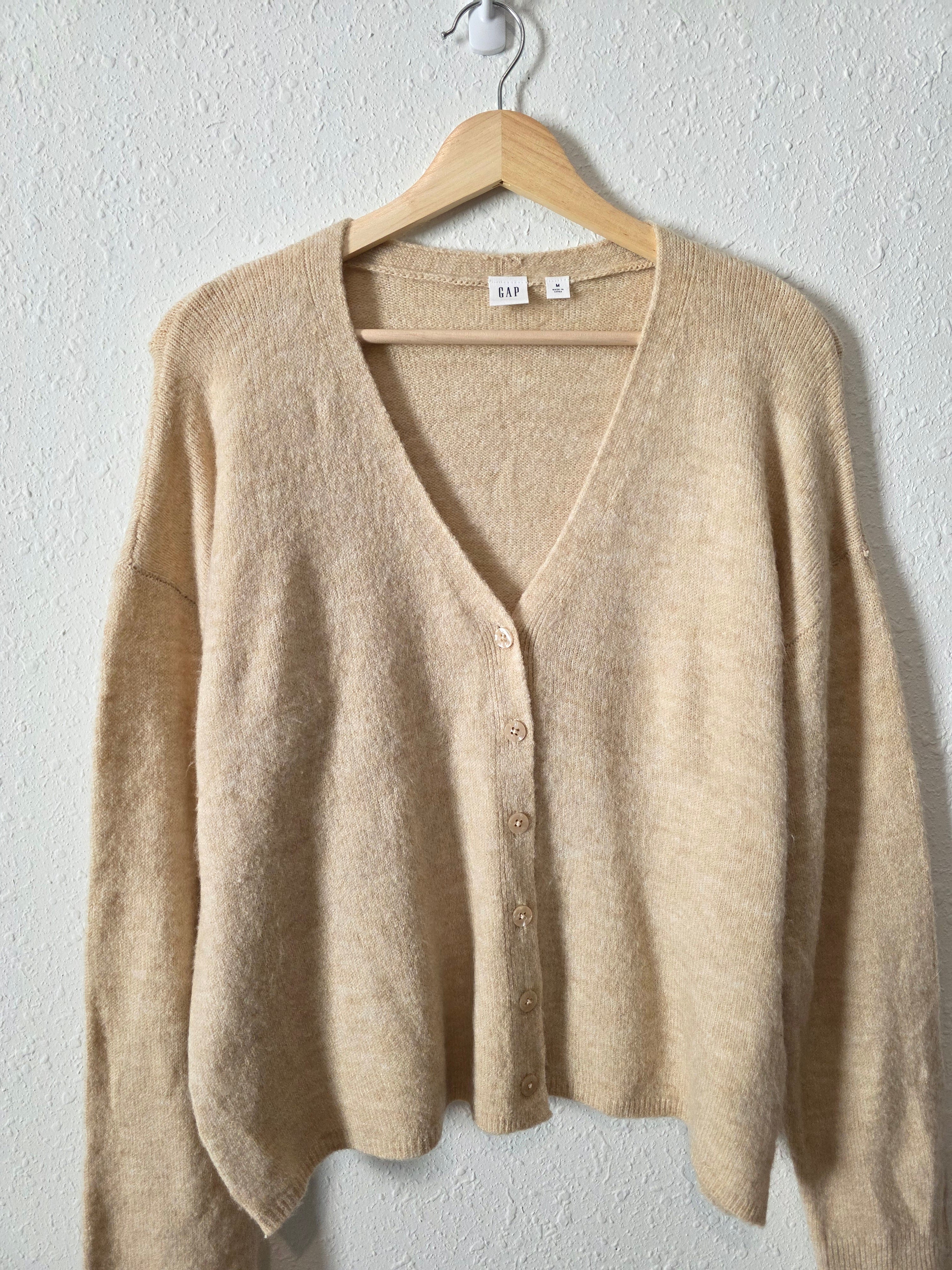 Gap Cozy V Neck Cardigan Sweater (M)