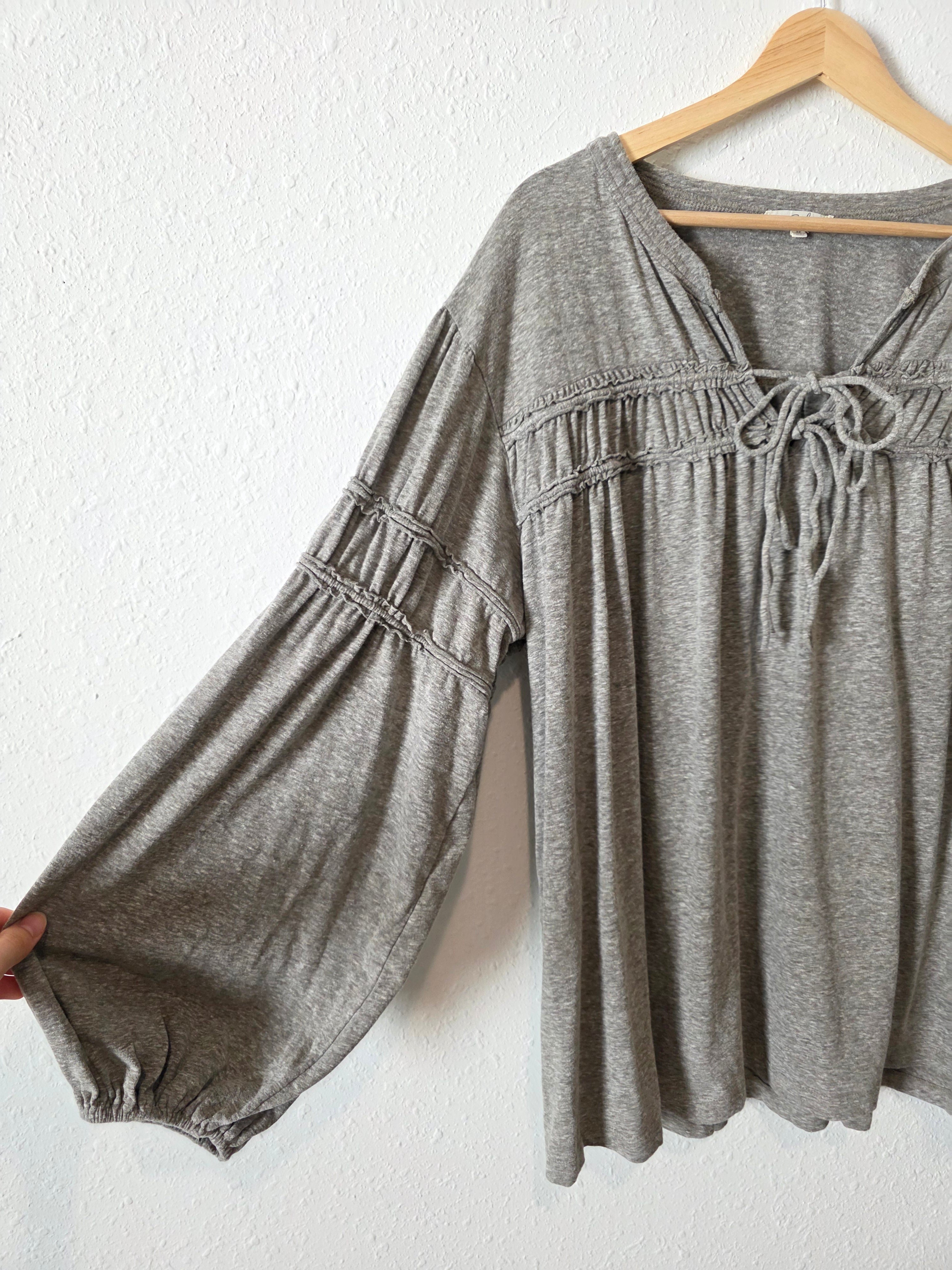Easel Puff Sleeve Tie Front Top (3X)