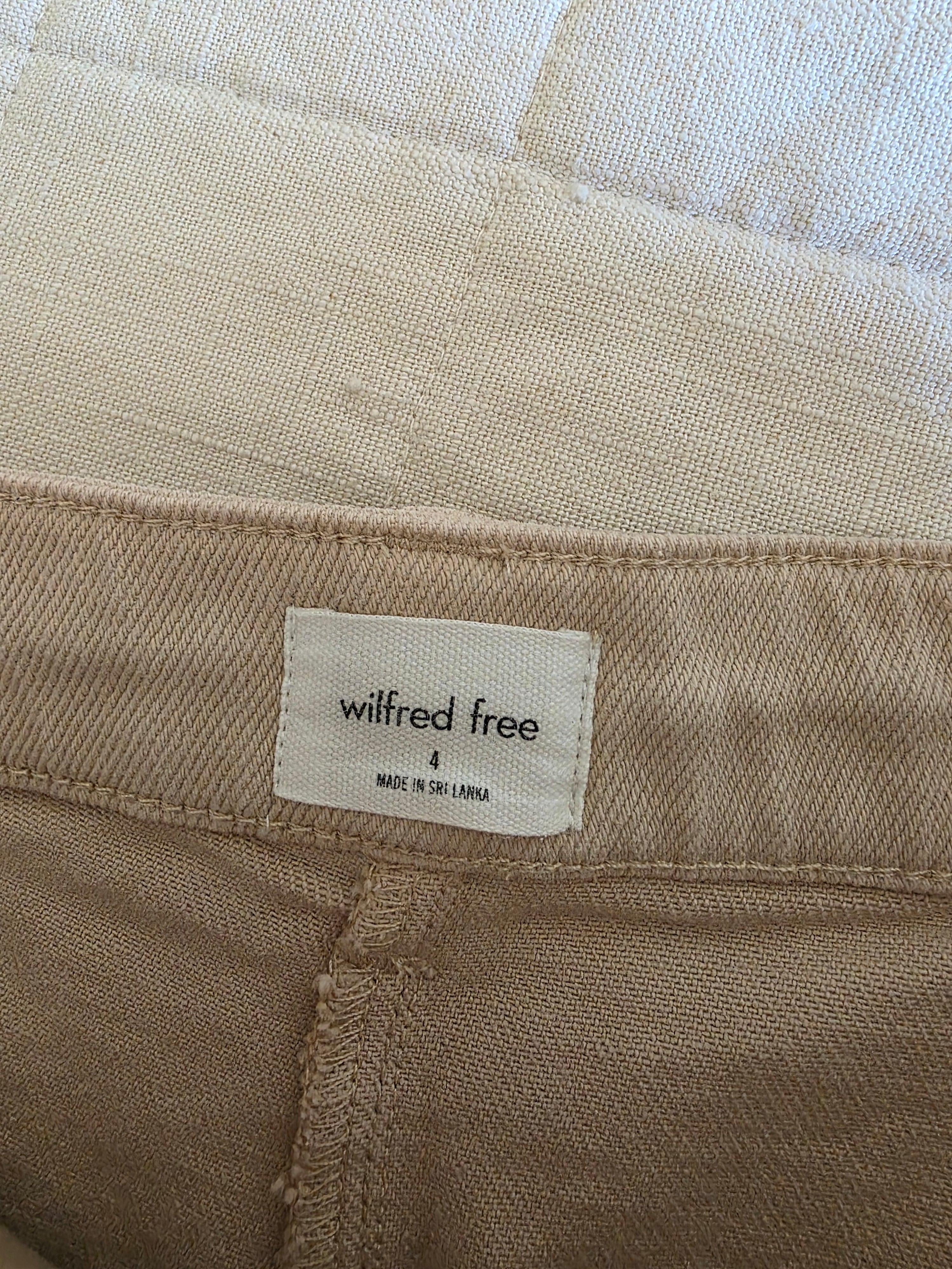 Aritzia Wilfred Straight Cargo Pants (4)
