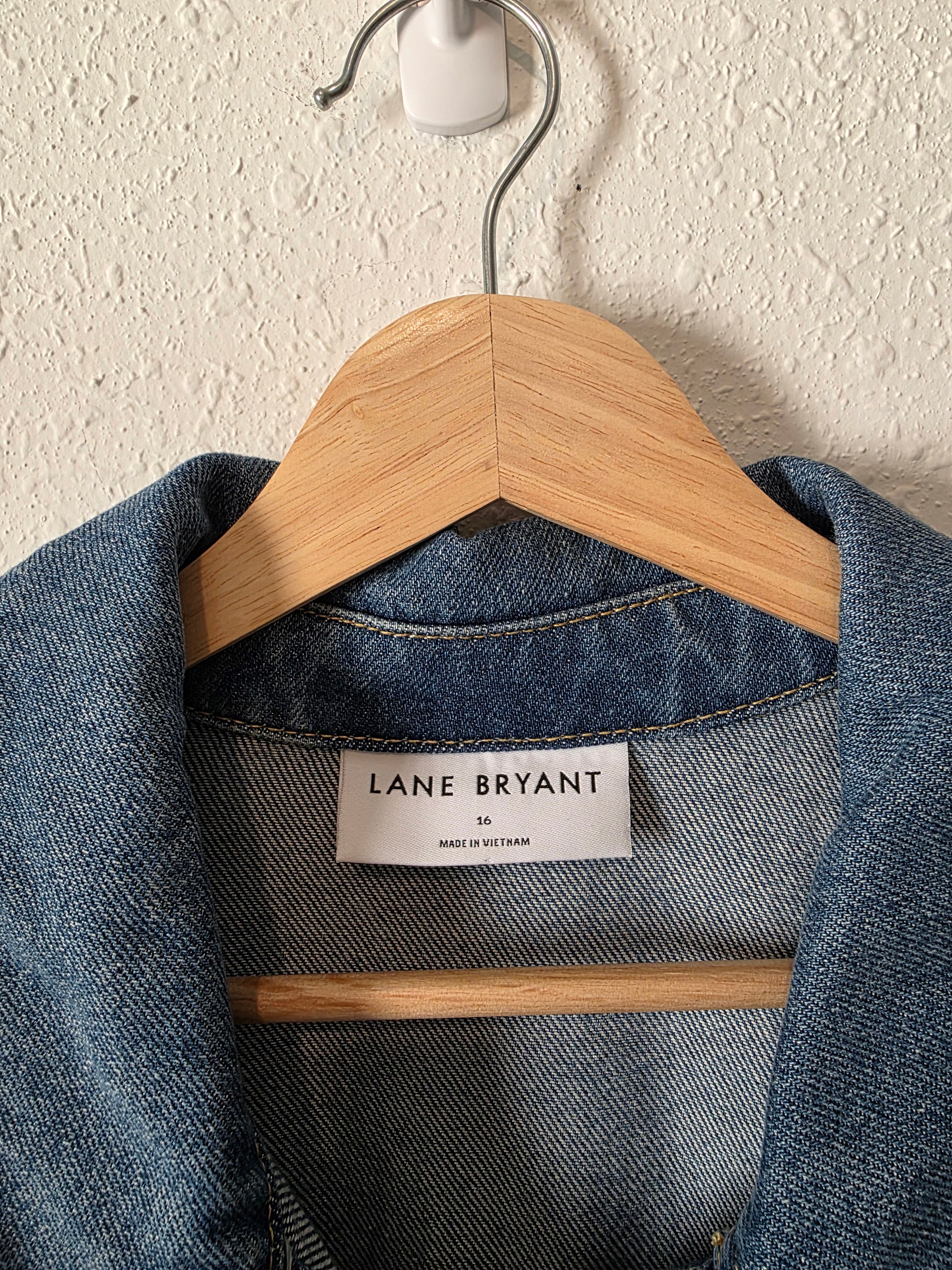 Oversized Denim Shirt Jacket (16)