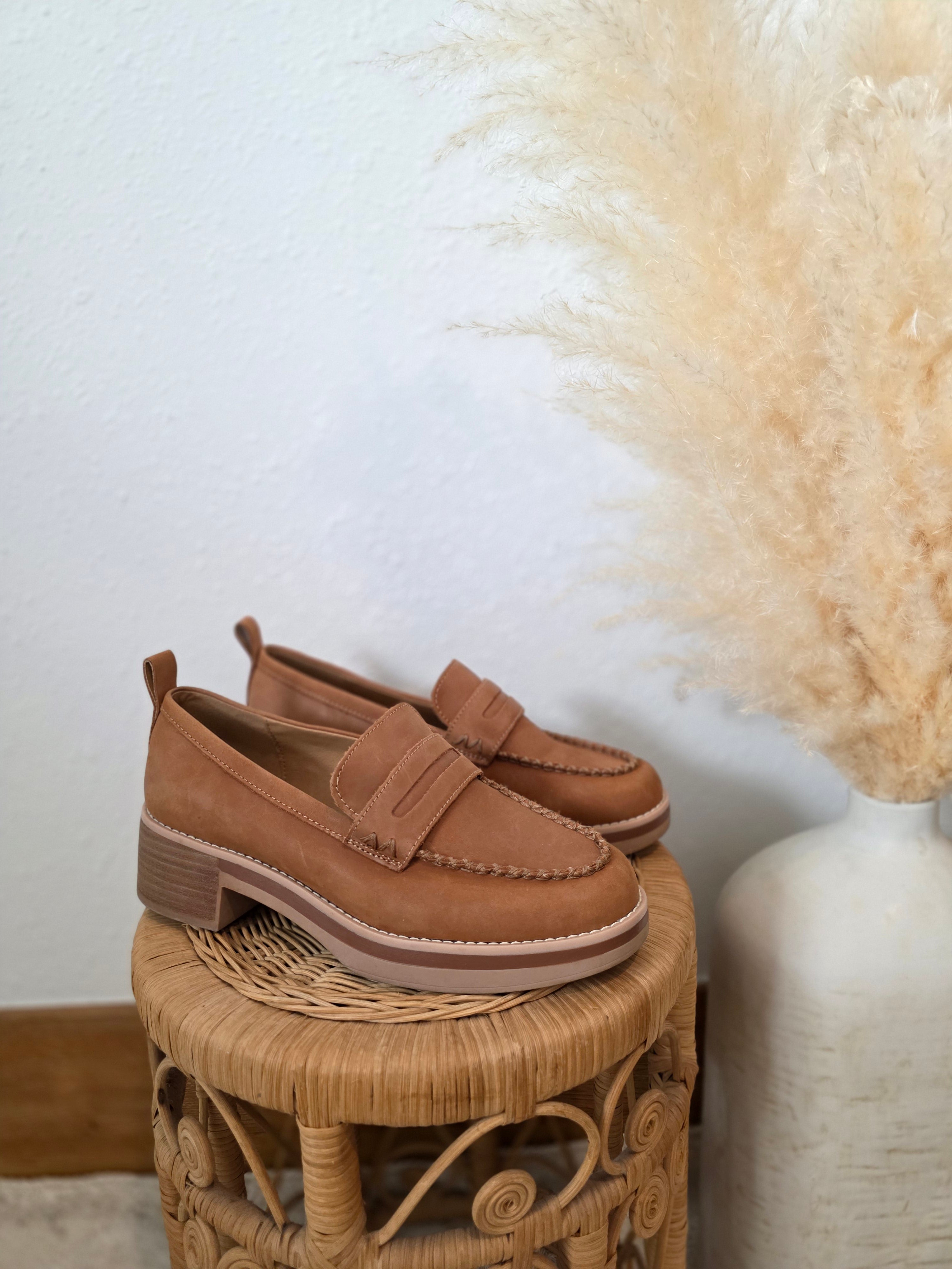 Crown Vintage Brown Leather Loafers (9.5)