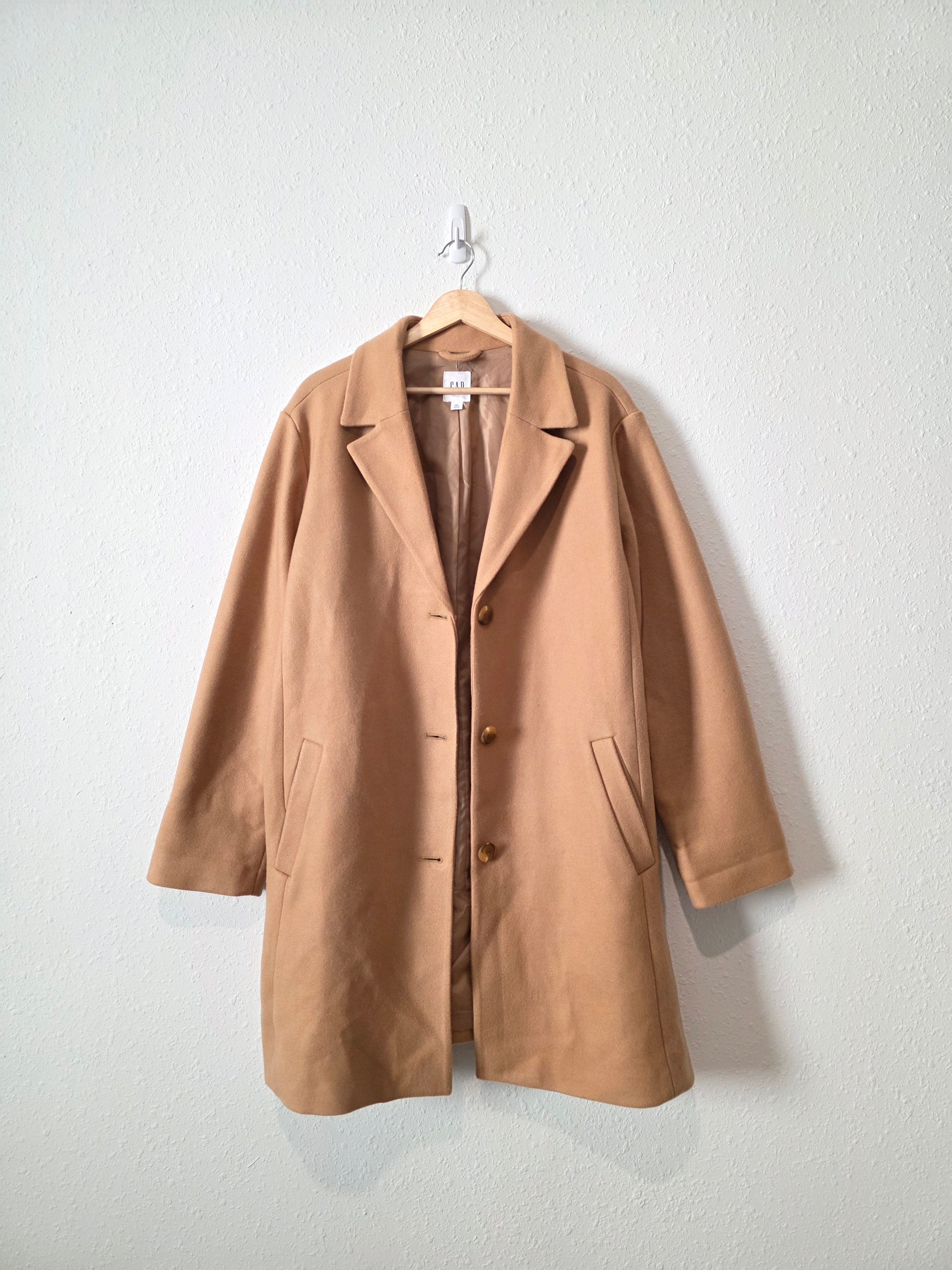 Gap Camel Button Up Coat (XXL)