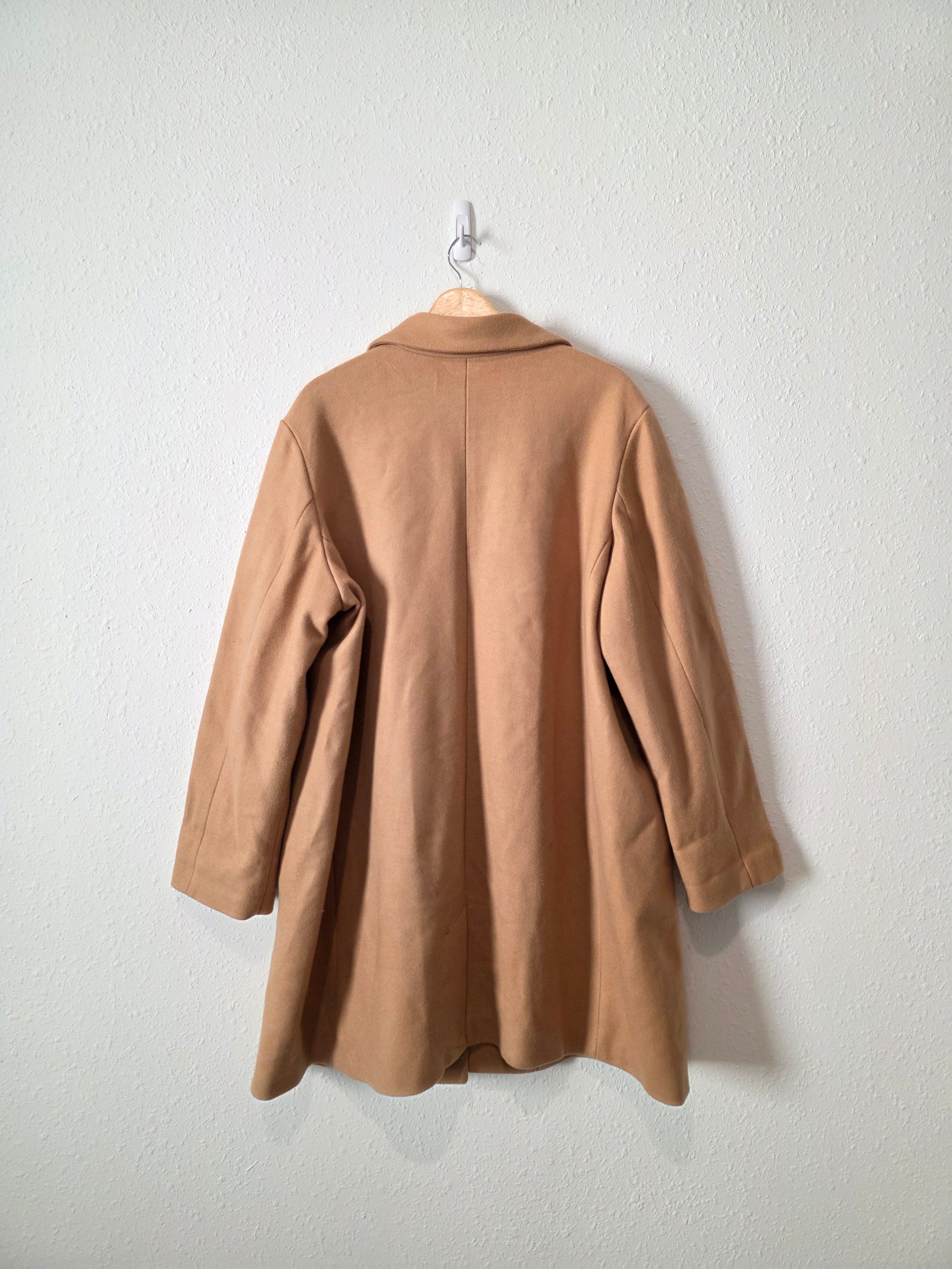 Gap Camel Button Up Coat (XXL)
