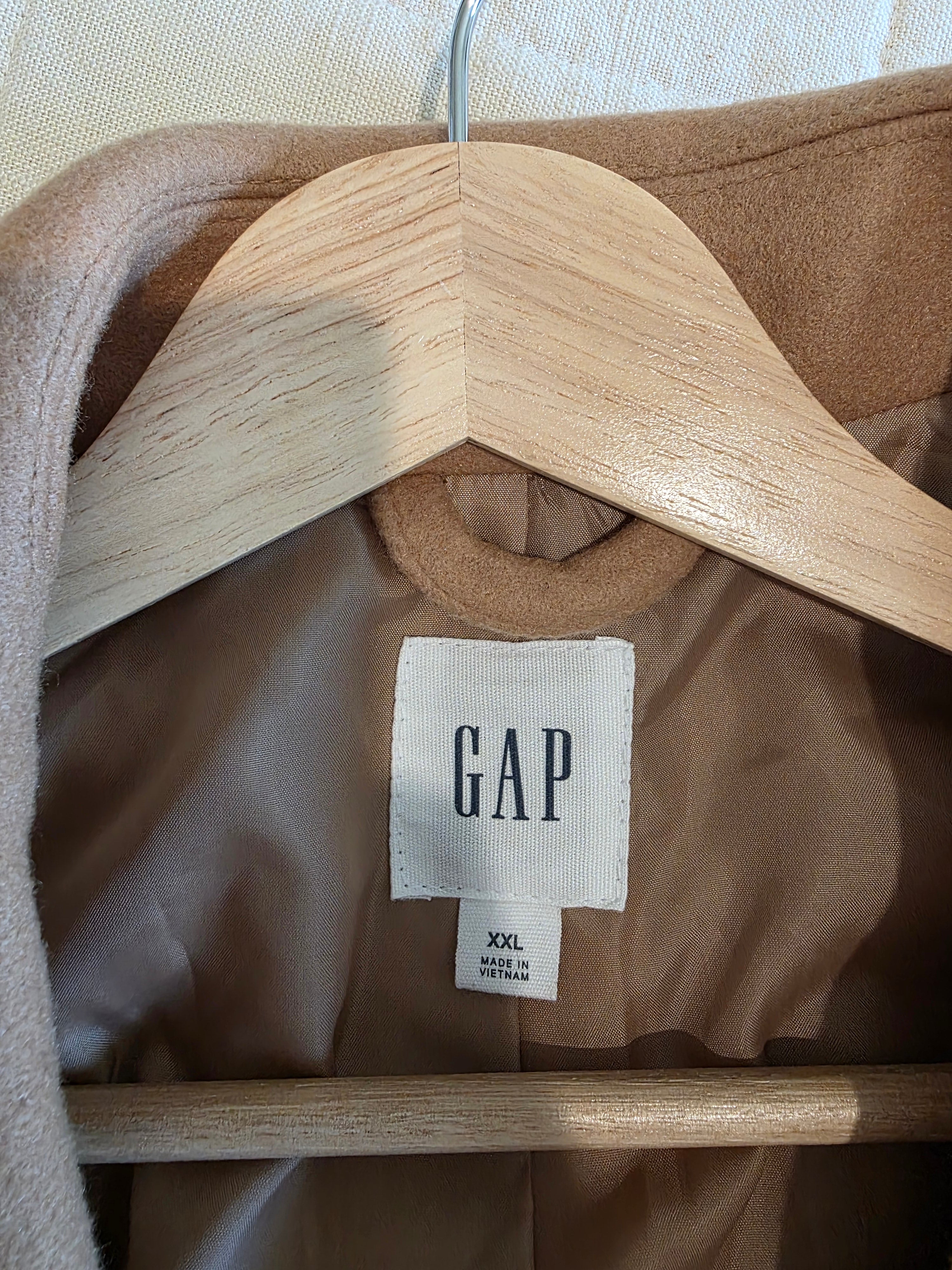 Gap Camel Button Up Coat (XXL)