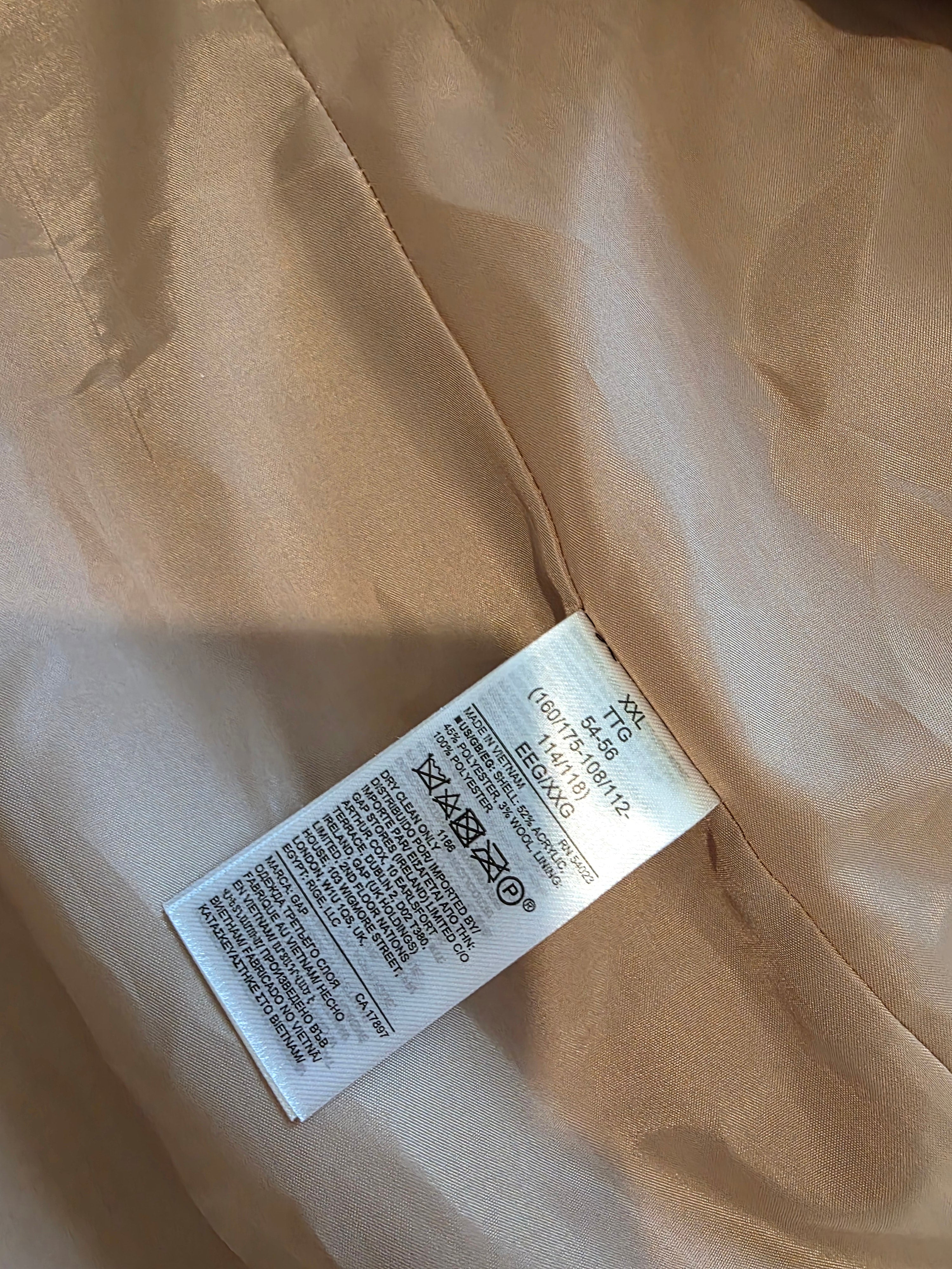 Gap Camel Button Up Coat (XXL)