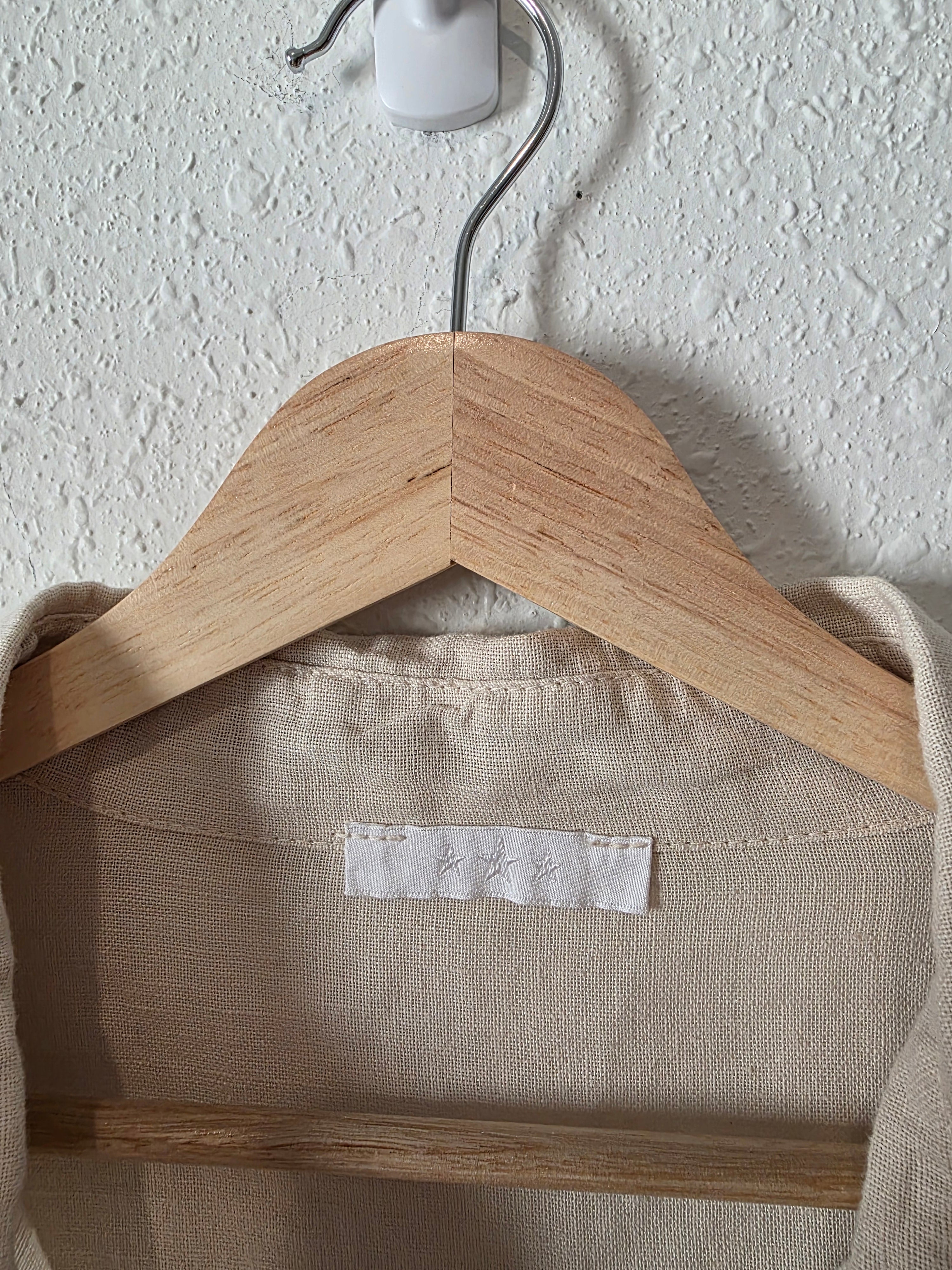 Neutral Linen Relaxed Button Up (L/XL)