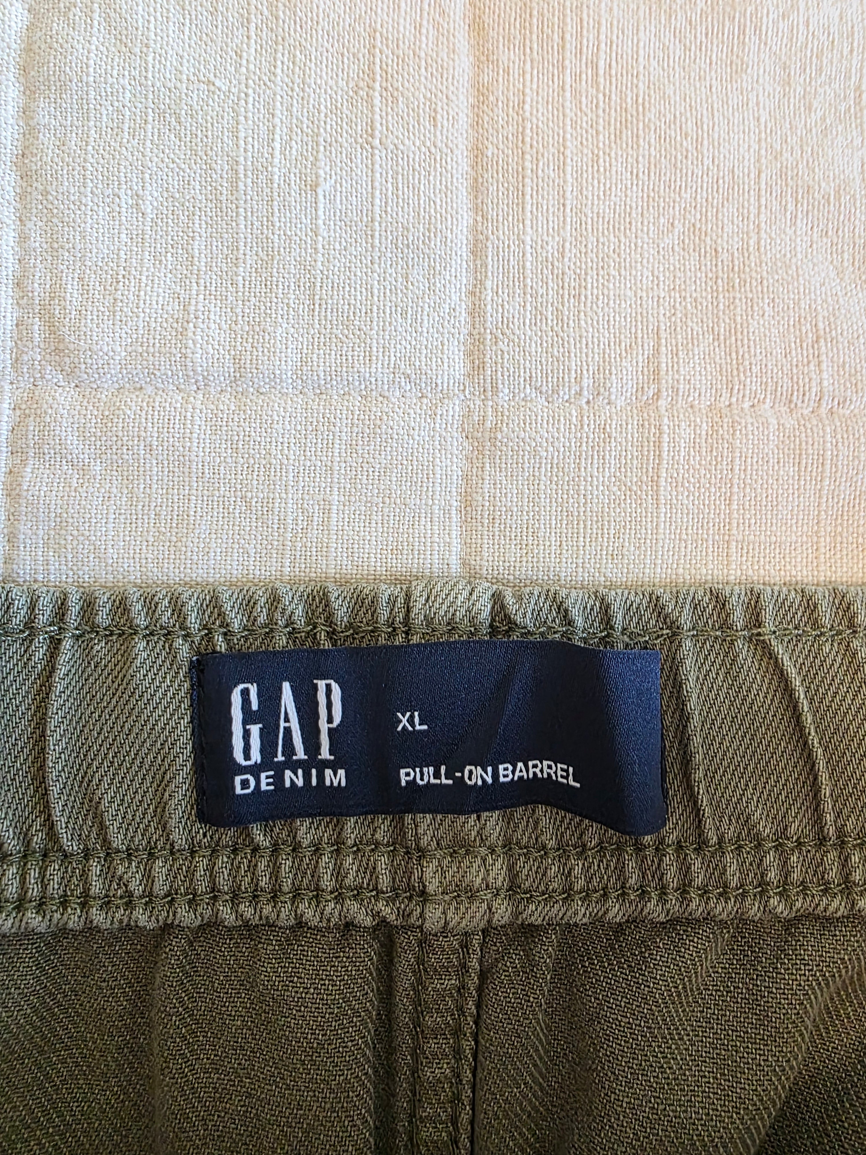 Gap Pull On Easy Barrel Jeans (XL)