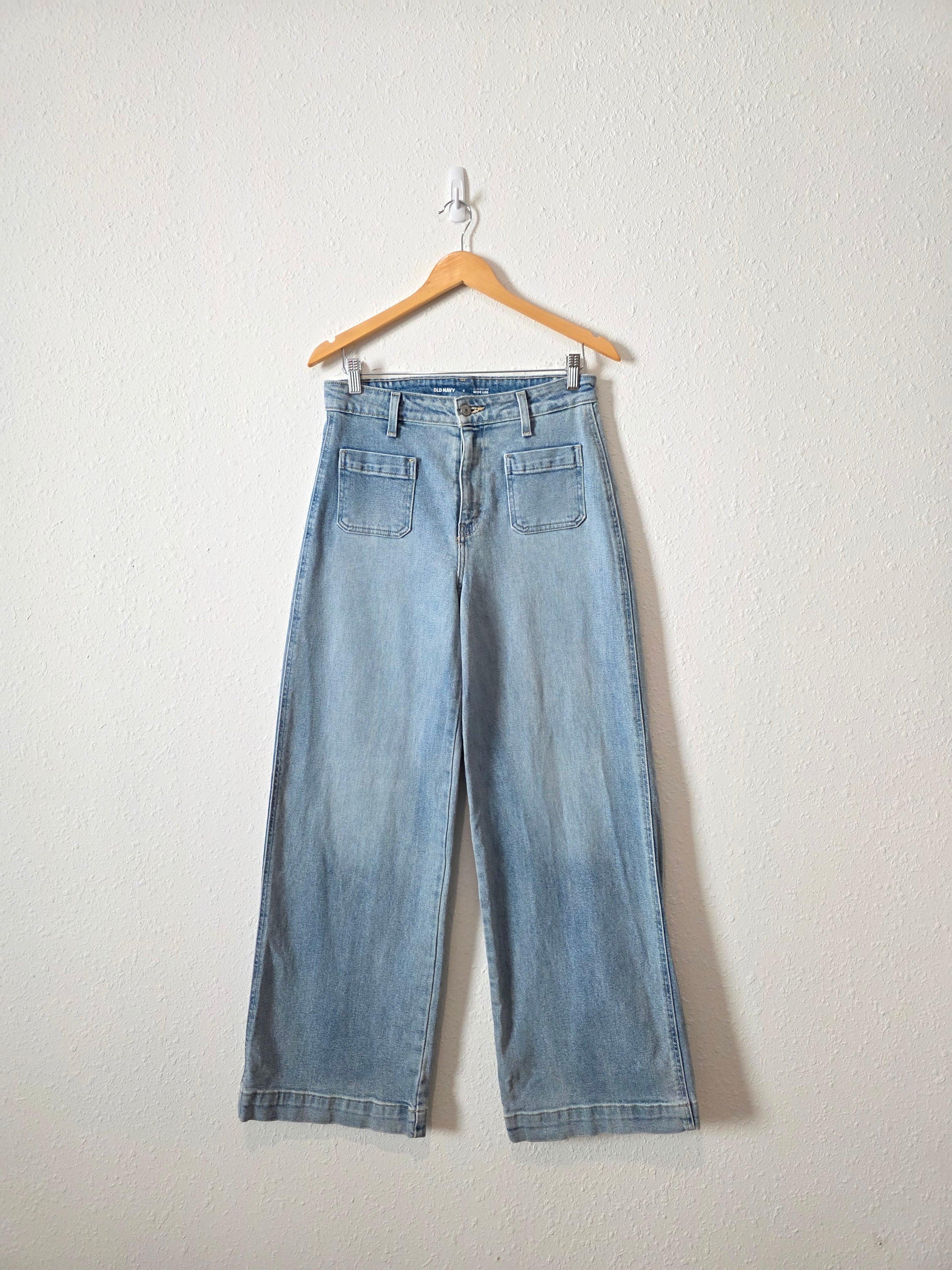 Light Wash Wide Leg Jeans (8)