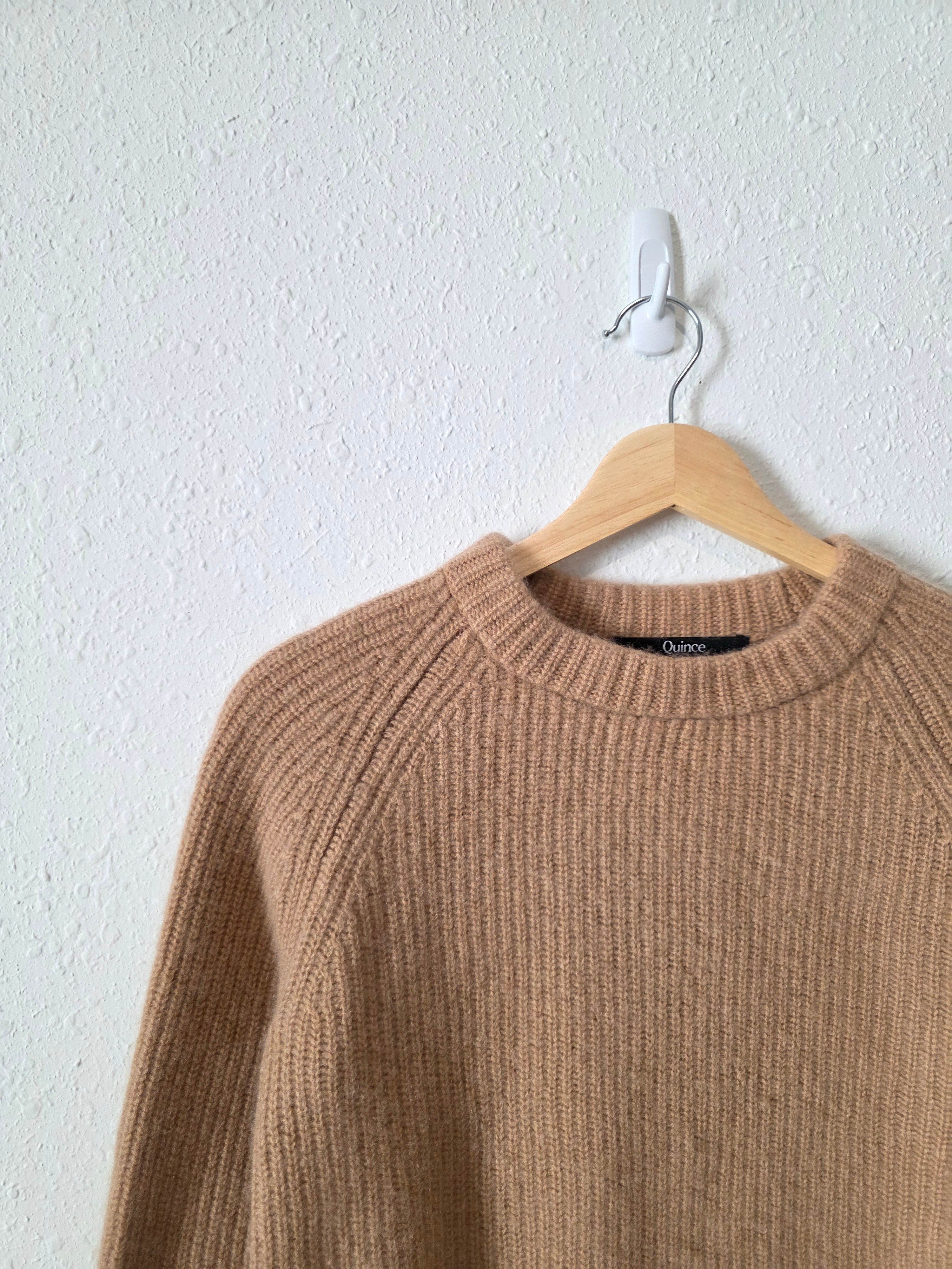 Quince Crewneck Cashmere Sweater (S)