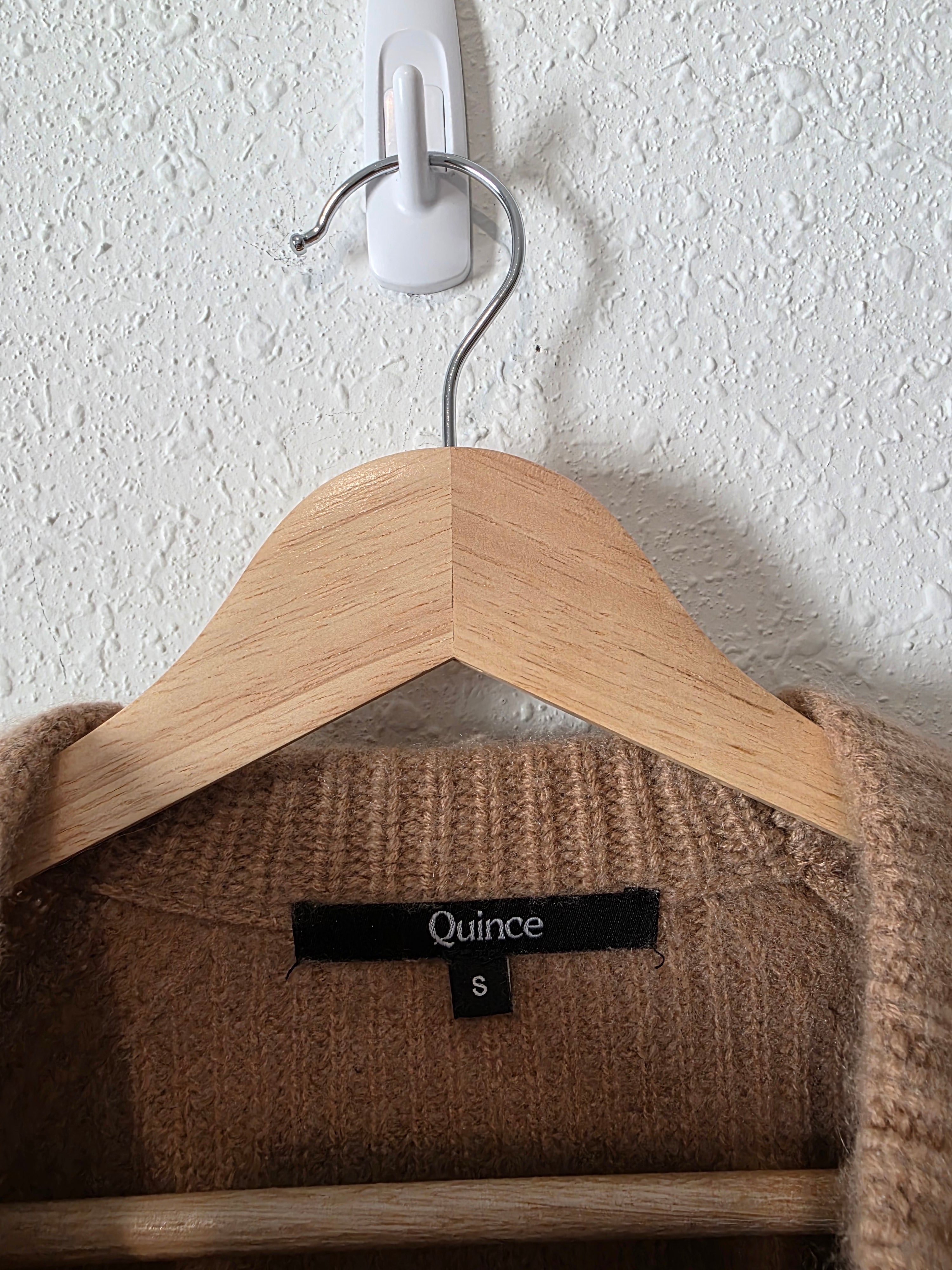 Quince Crewneck Cashmere Sweater (S)