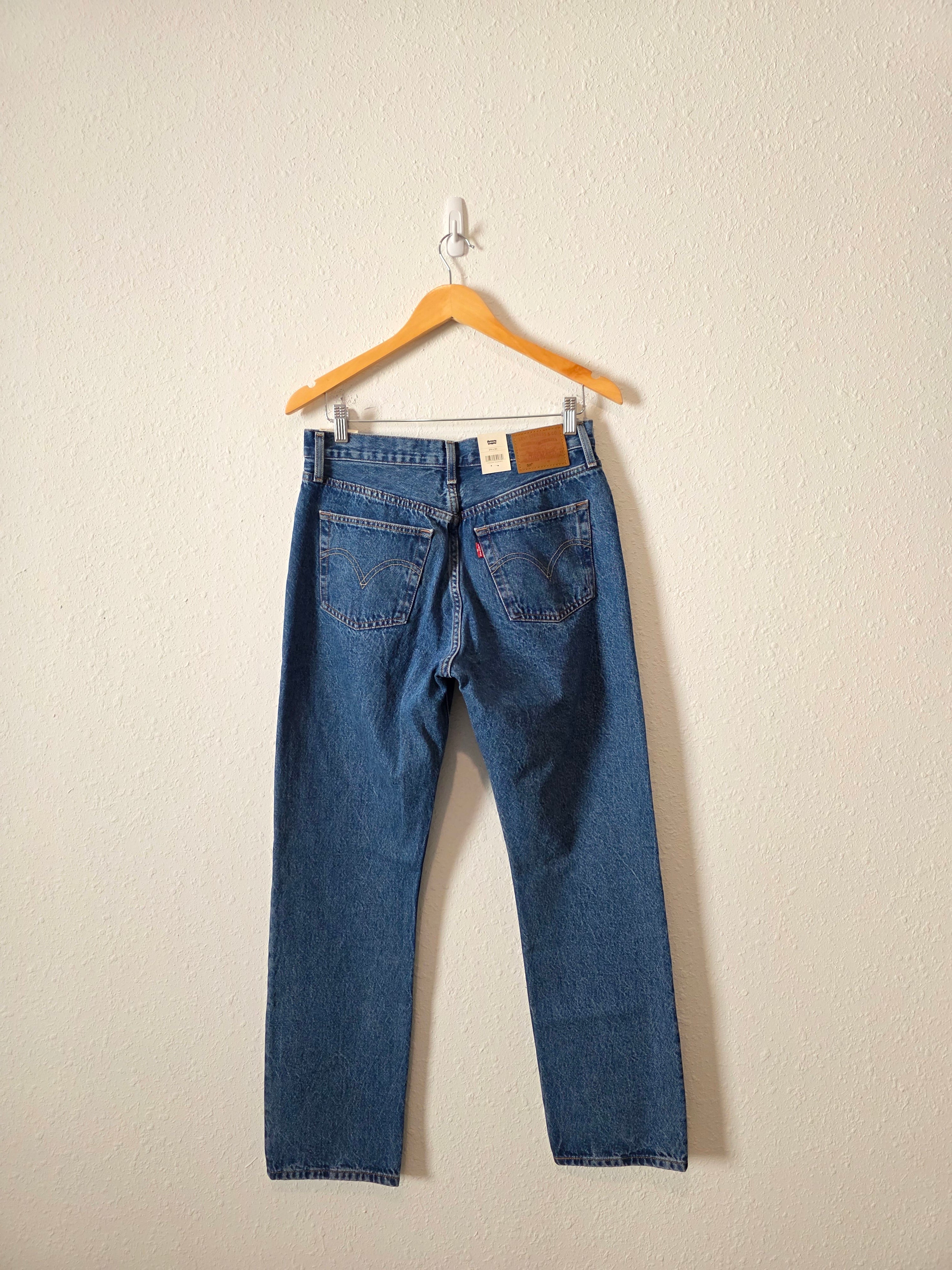 NEW Levi's 501 Straight Jeans (29)