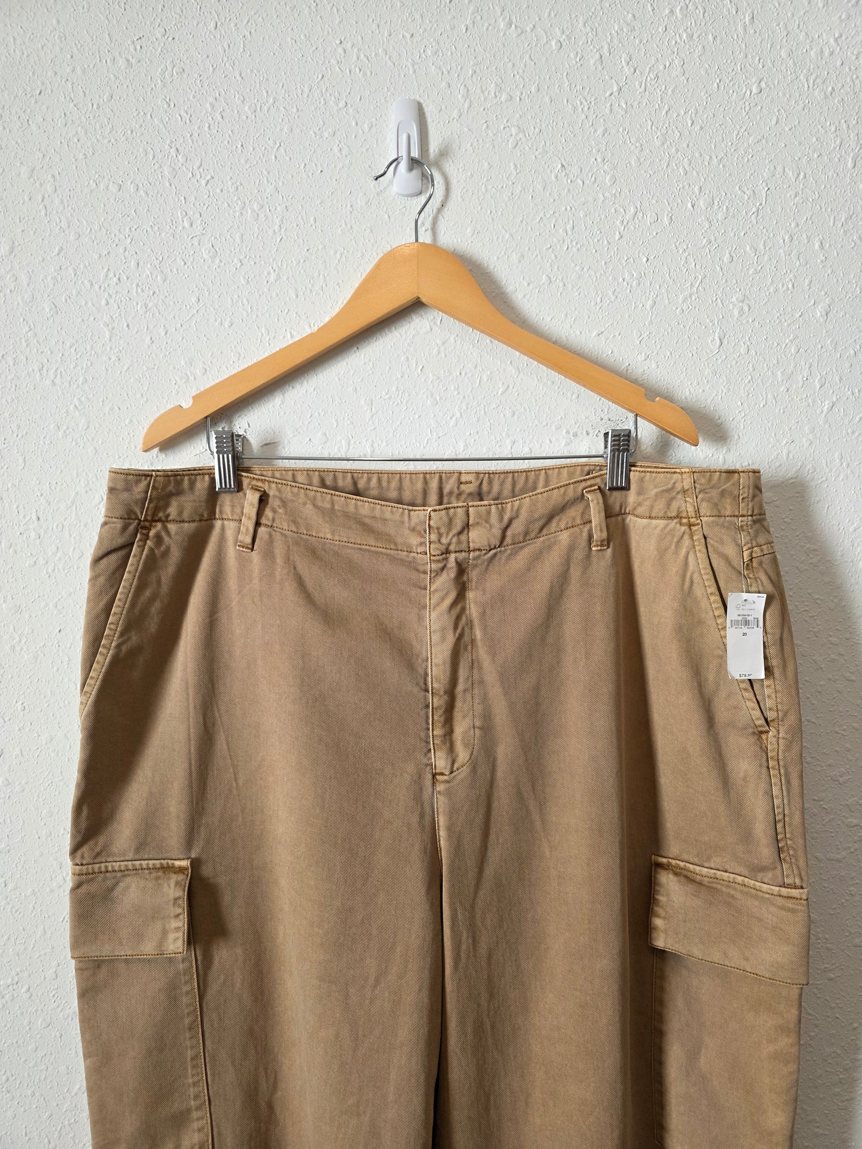 NEW Gap Loose Cargo Pants (20)