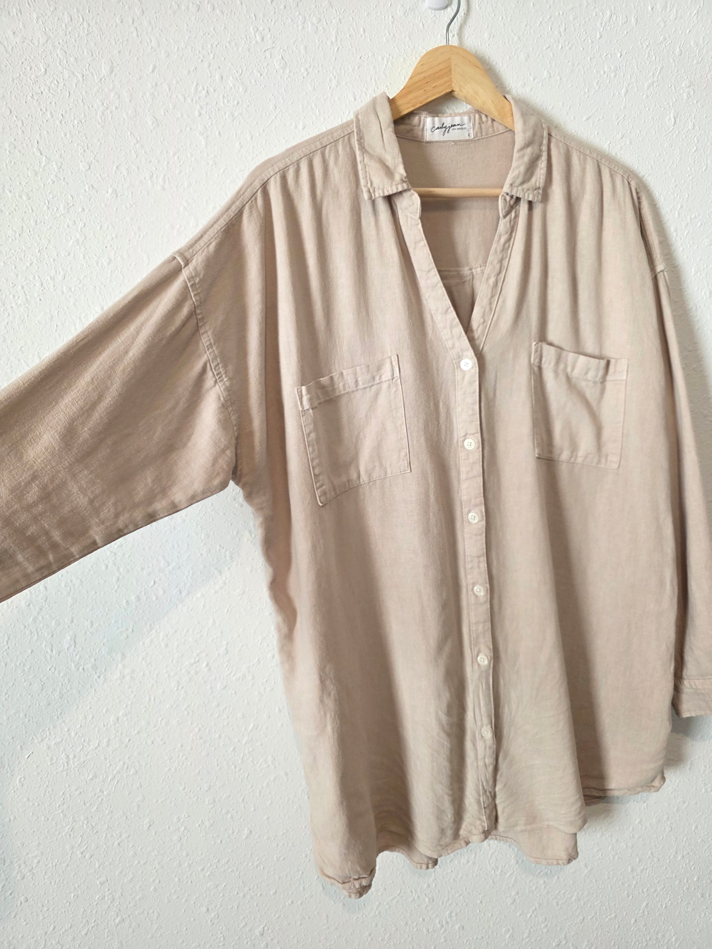 Carly Jean Linen Button Up (L)