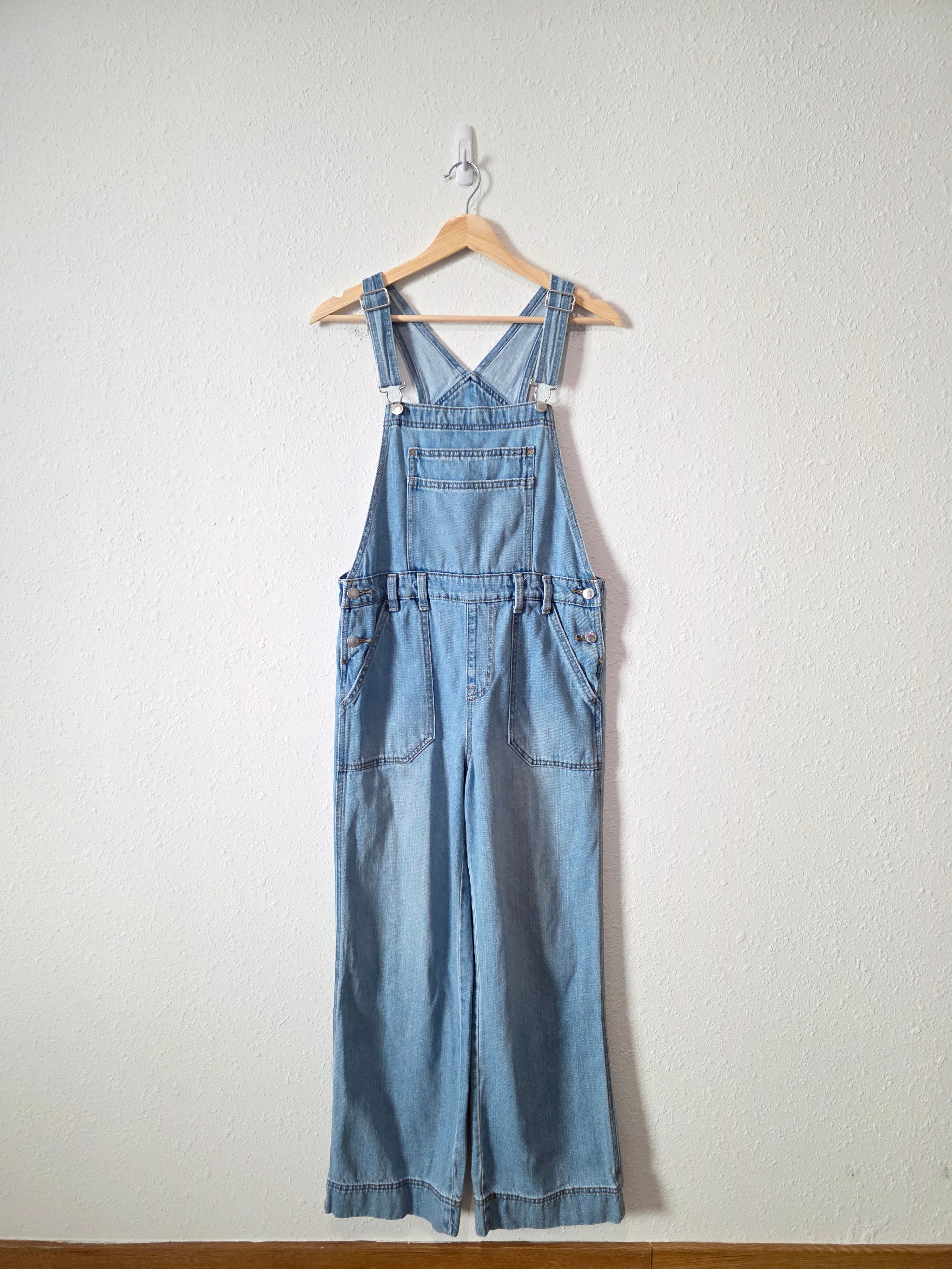 Light Wash Wide Leg Overalls (4)