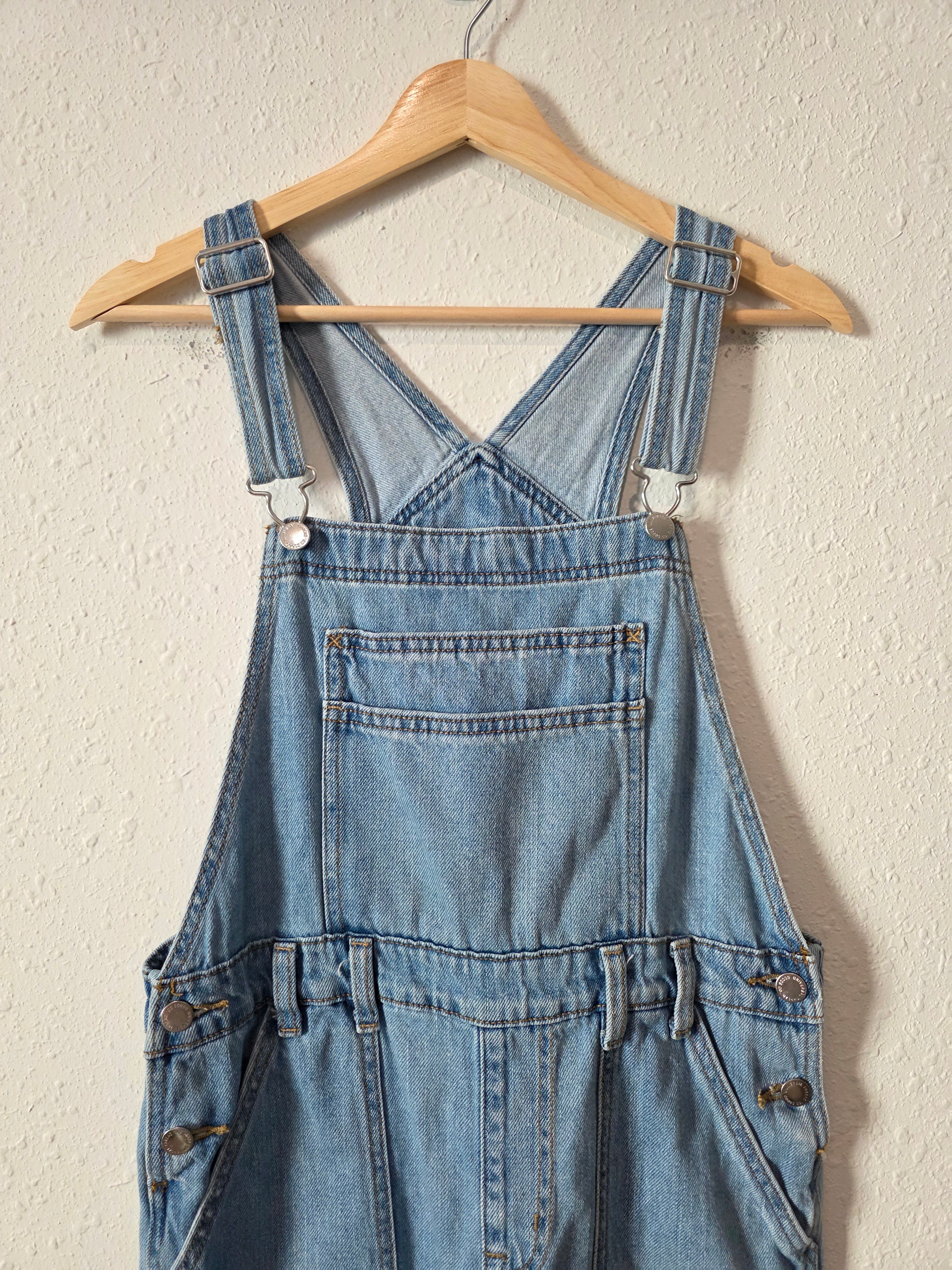Light Wash Wide Leg Overalls (4)