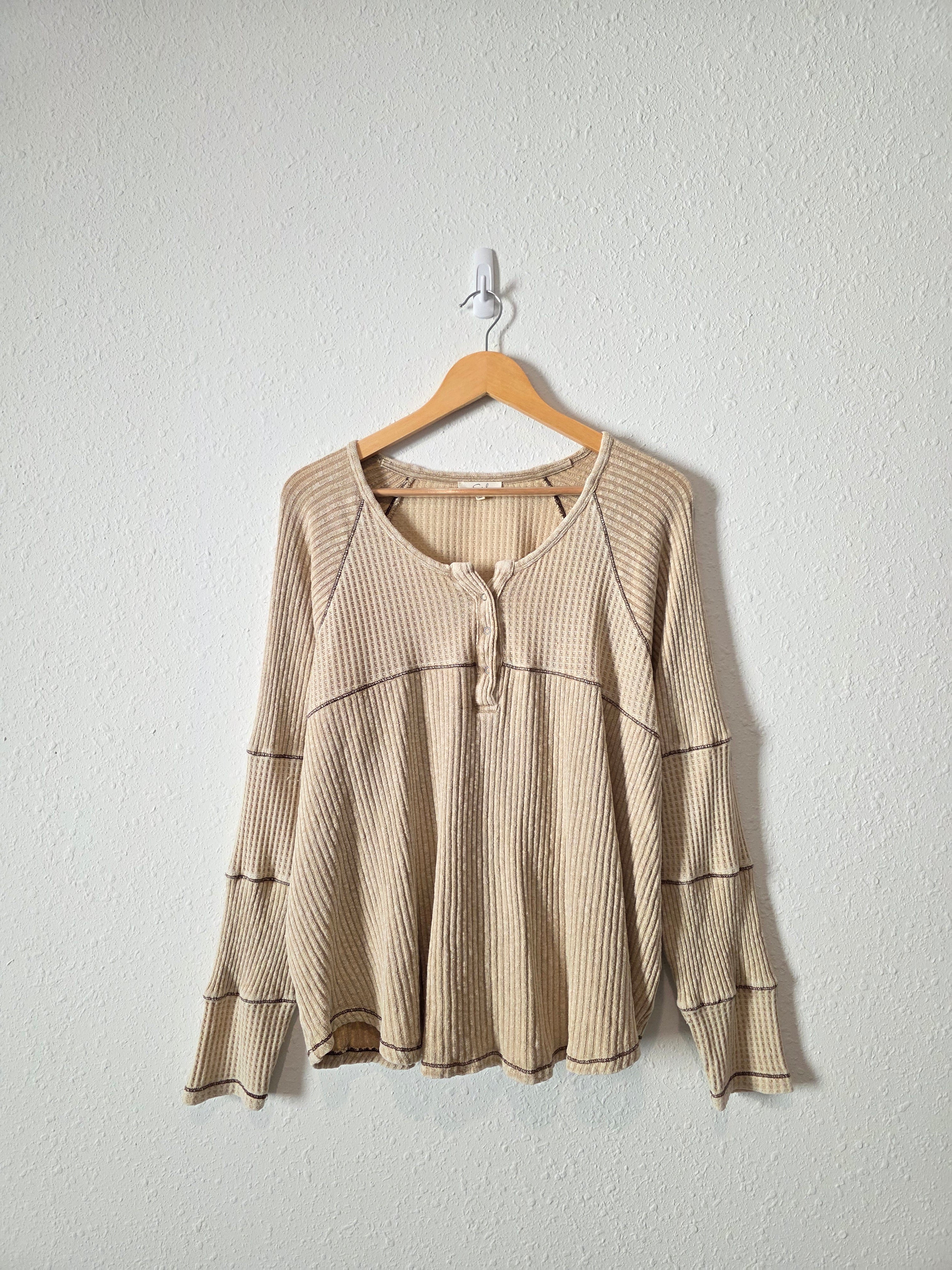 Easel Ribbed Waffle Henley Tee (L)