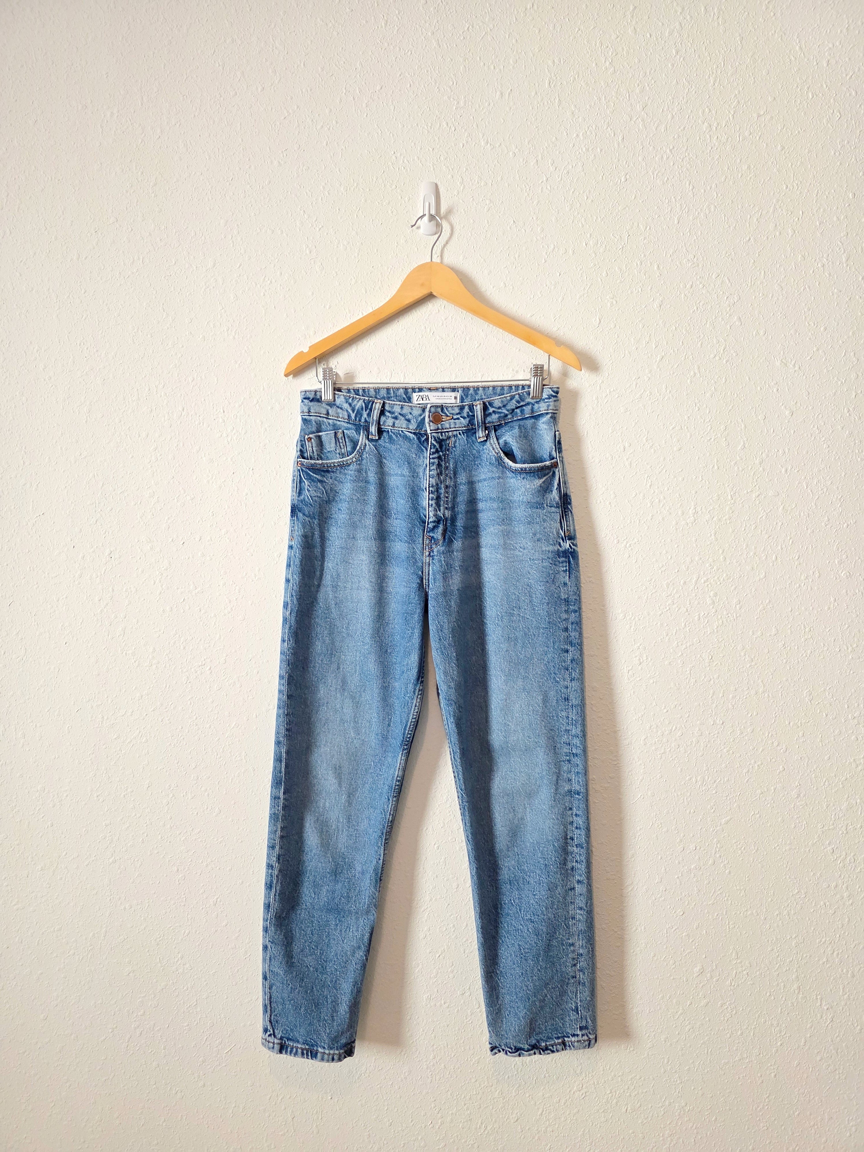 Zara High Rise Straight Jeans (8)