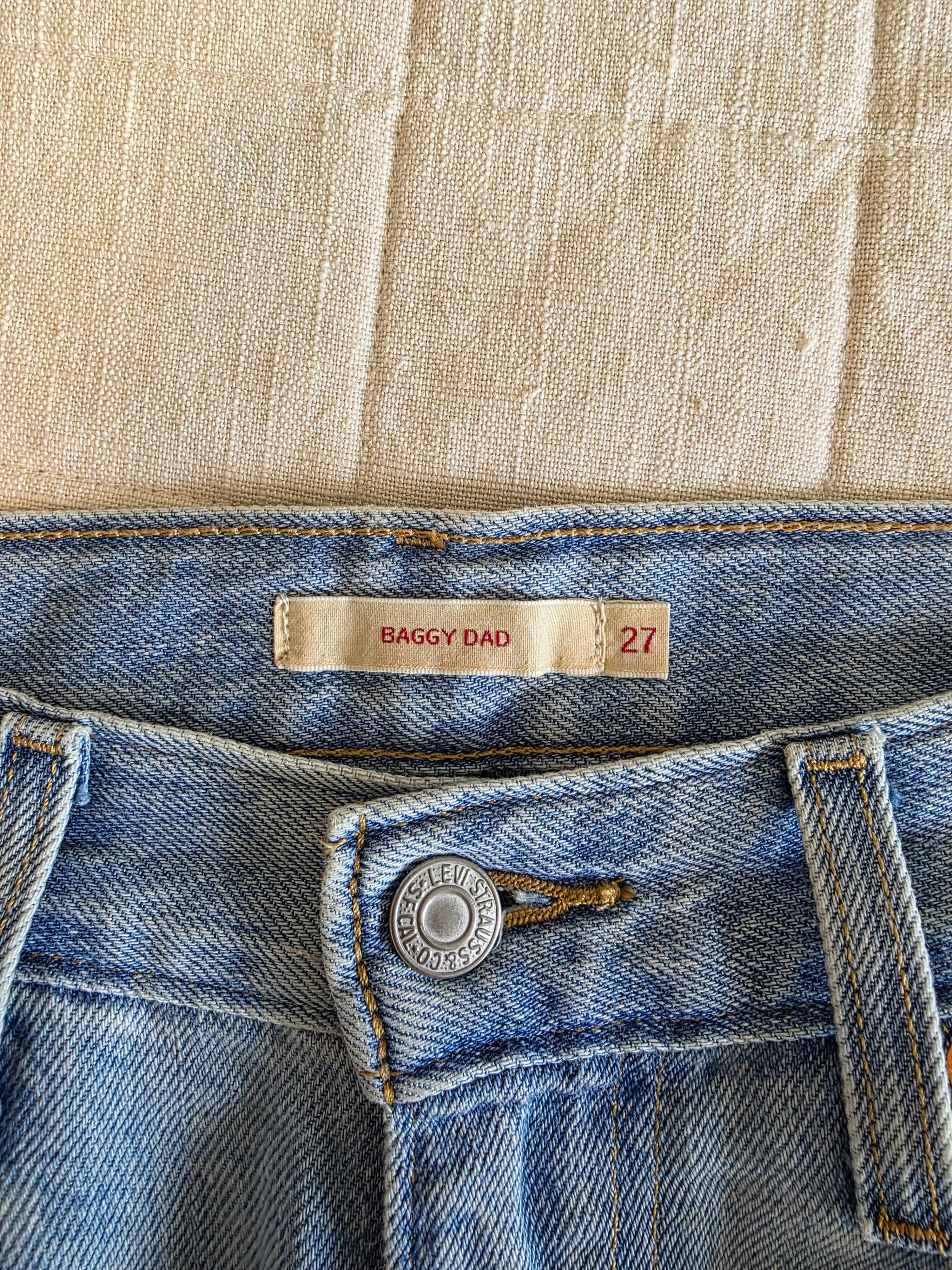 Levi's Baggy Dad Jeans (27)