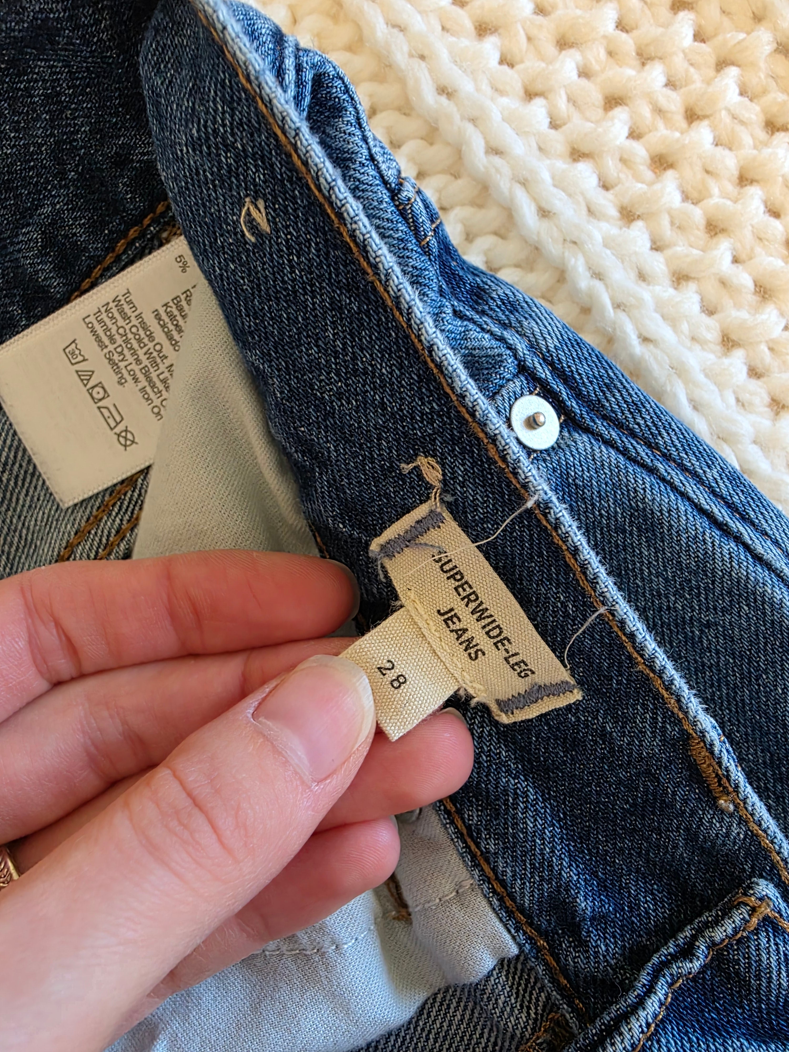 Madewell Relaxed Wide Leg Jeans (28)