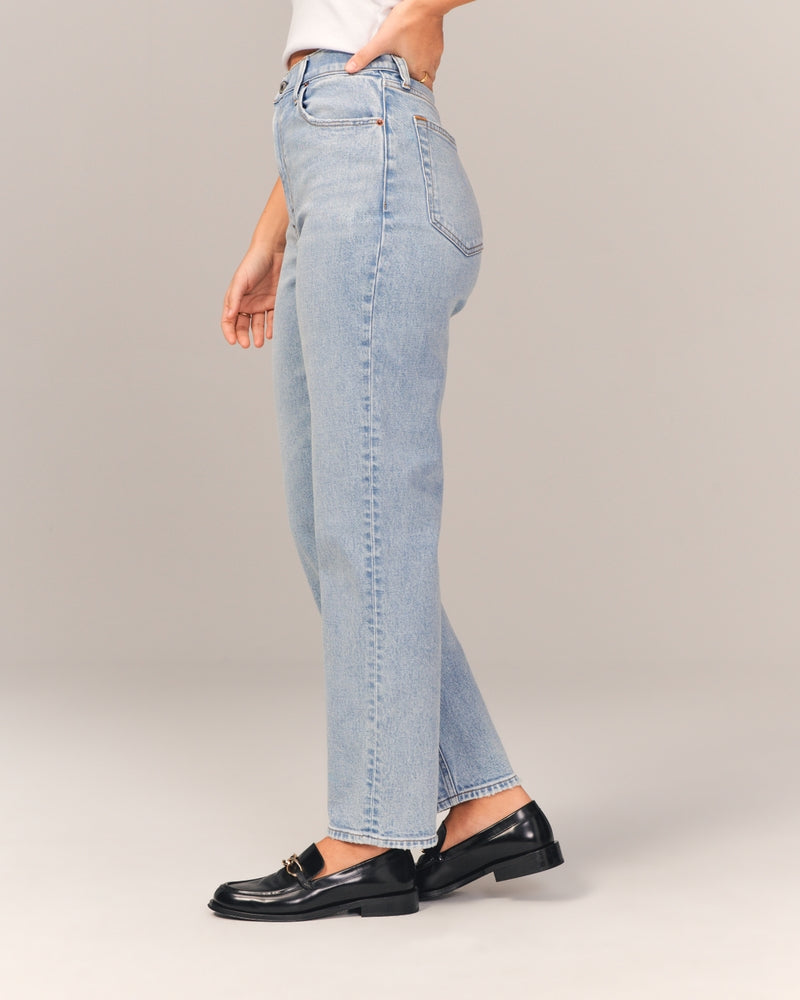 Abercrombie Light Wash Straight Jeans (32)