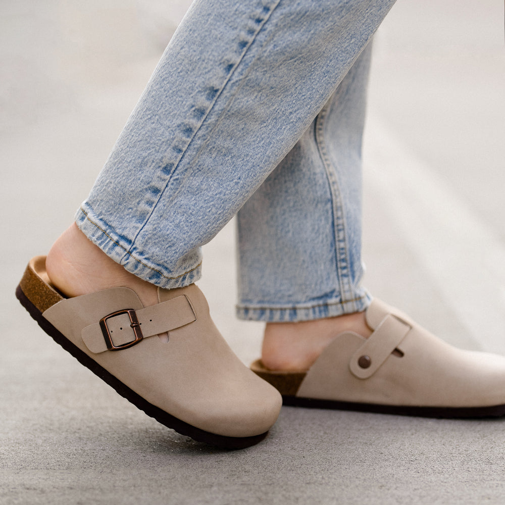 Cushionaire Slip On Clogs (10)