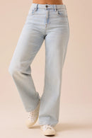 Altar'd State Light Wash Relaxed Jeans (29)