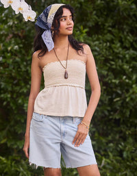 AE Light Wash Relaxed Denim Shorts (8)