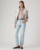 NEW Levi's Light Wash Jeans (28)