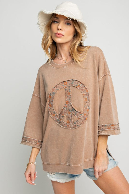 Easel Floral Peace Sign Tee (S)