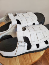Load image into Gallery viewer, Skechers Chunky Platform Sandal (10)
