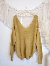Load image into Gallery viewer, Mustard Twist Back Sweater (L)
