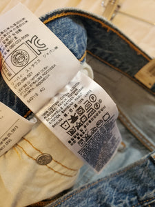 NEW Levi's 501 Straight Jeans (32)
