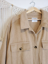 Load image into Gallery viewer, Camel Button Up Shacket (4X)
