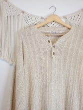 Load image into Gallery viewer, Vintage Oversized Henley (L)
