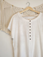 Load image into Gallery viewer, Marine Layer White Henley Top (M)
