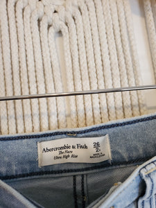 A&F High Rise Flare Jeans (26/2)