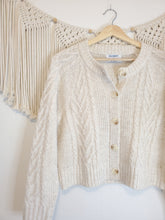 Load image into Gallery viewer, Cable Knit Boxy Cardi (XS)
