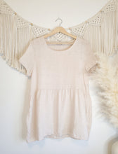 Load image into Gallery viewer, Linen Babydoll Top (S)
