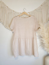 Load image into Gallery viewer, Linen Babydoll Top (S)
