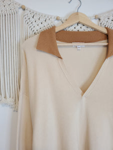 Vestique Collared Sweater (M)
