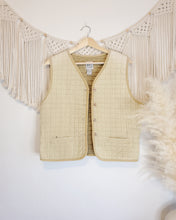 Load image into Gallery viewer, Vintage Quilted Crop Vest (L)

