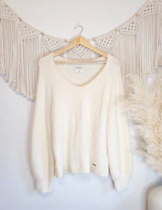 A&F Cream Cozy Sweater (M)
