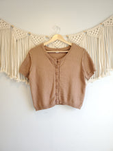 Load image into Gallery viewer, Brown Cropped Knit Top (L)
