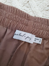 Load image into Gallery viewer, Petal + Pup Brown Cord Pants (10)
