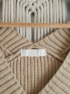 Neutral Oversized Sweater Vest (S)